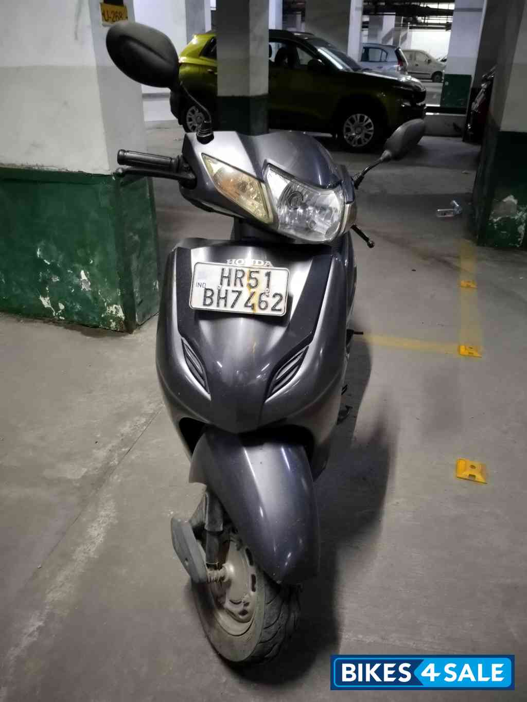 Grey Honda Activa 3G