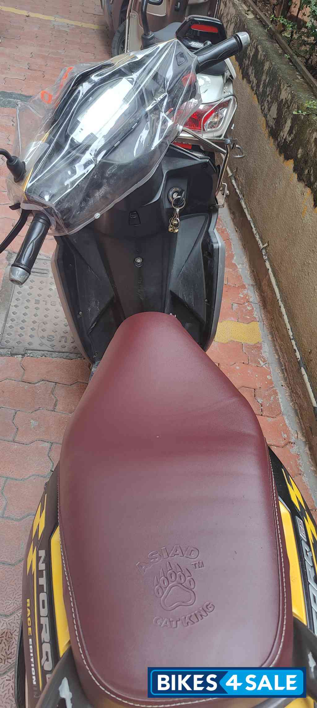 Yellow TVS NTORQ 125 Race Edition BS6 Yellow TVS NTORQ 125 Race Edition BS6