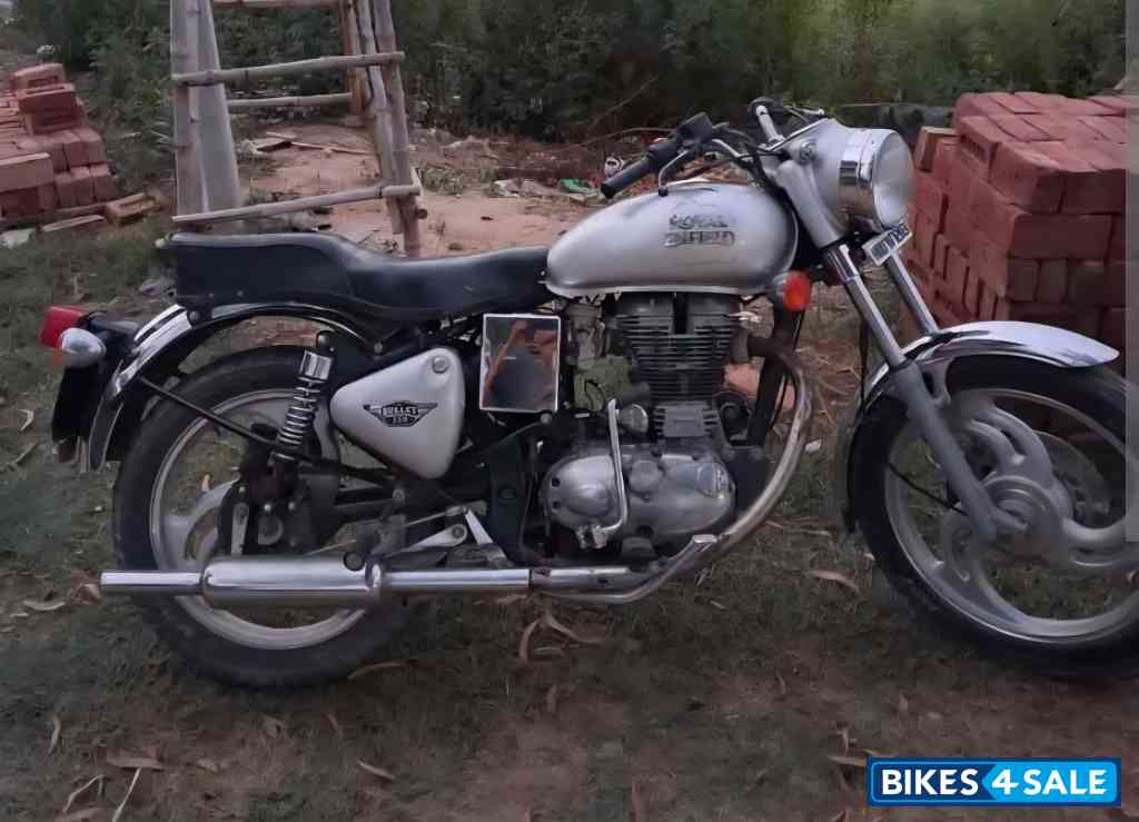 Royal Enfield Bullet 350 ES