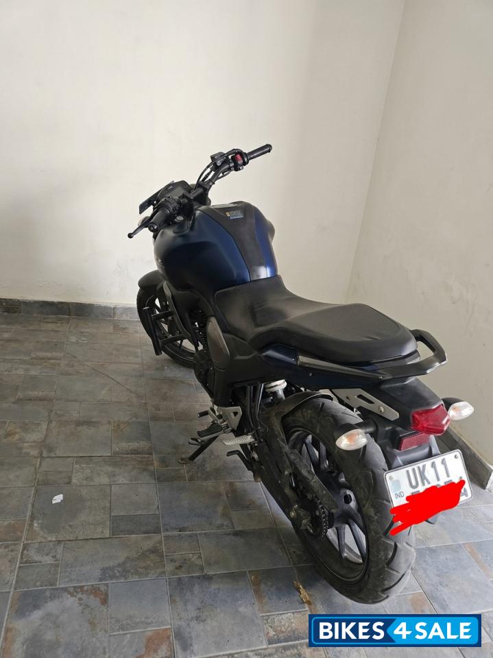 Blue Yamaha FZ-S FI V3