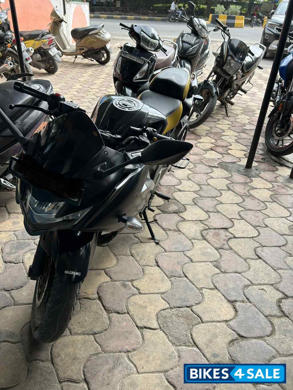 Matte Black Suzuki Gixxer SF 250 BS6 Matte Black Suzuki Gixxer SF 250 BS6