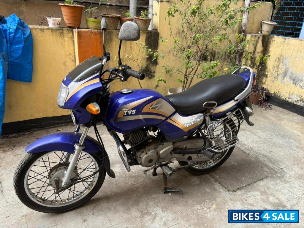 Blue TVS Victor GX