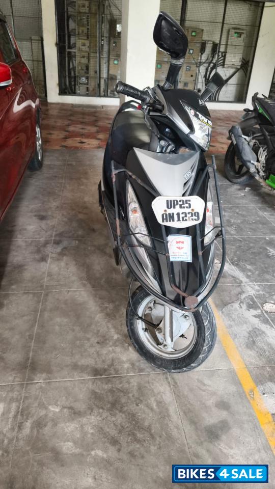 TVS Scooty Streak