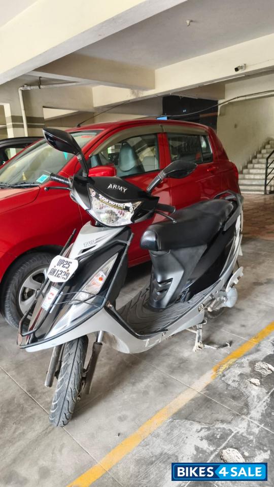 TVS Scooty Streak