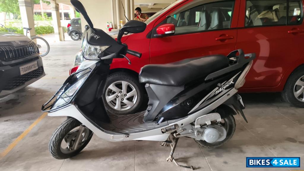 TVS Scooty Streak