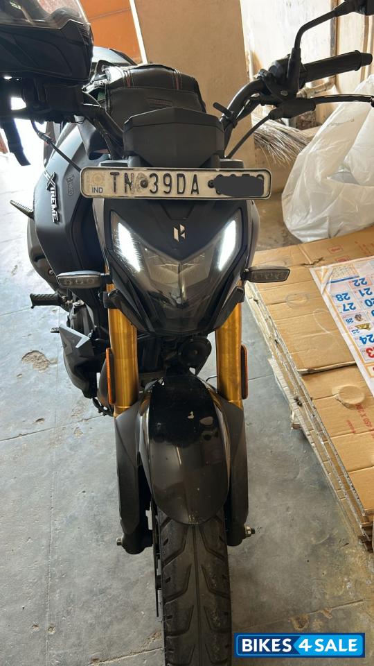 Hero Xtreme 160R 4V Pro