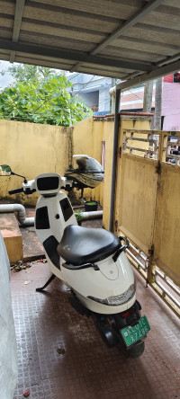 White Ola S1 Pro