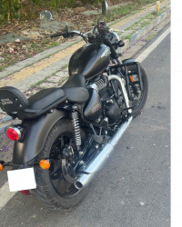 Matt Black Royal Enfield Meteor 350 Stellar