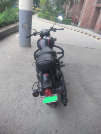 Black Royal Enfield Classic Stealth Black