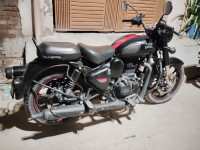 Jet Black Royal Enfield Classic 350 Dual Channel BS6