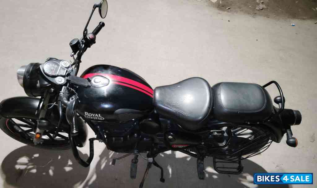 Jet Black Royal Enfield Classic 350 Dual Channel BS6