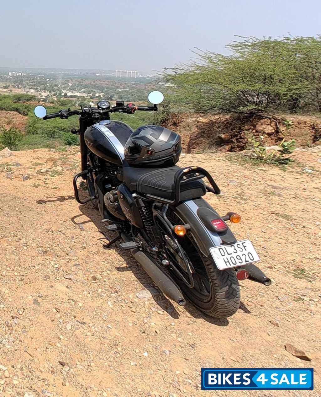 Jawa 42 Dual Channel ABS AllStar Black