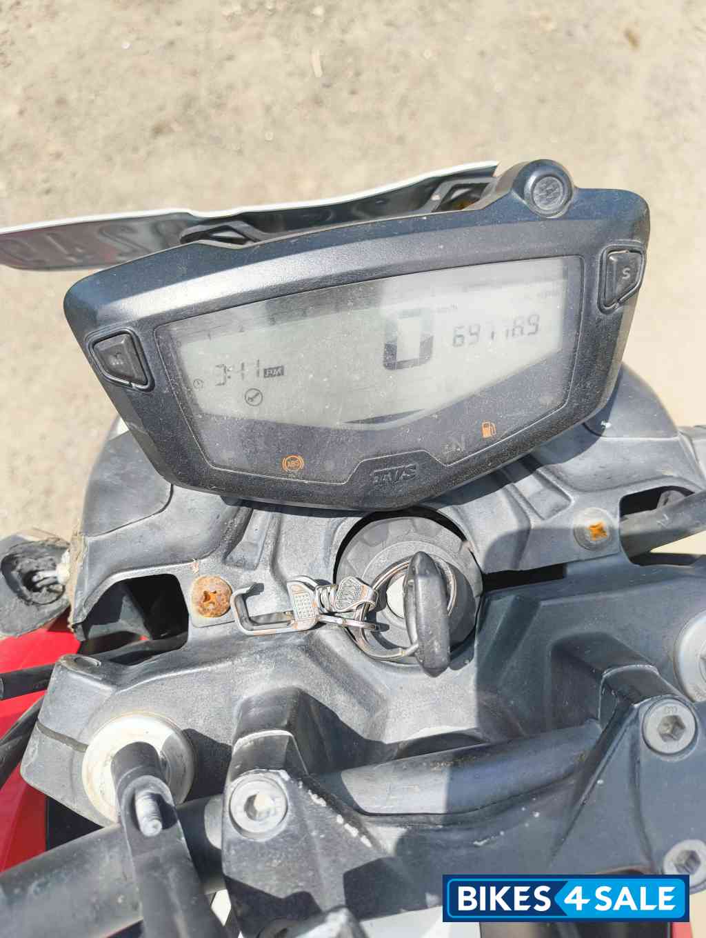 Red TVS Apache RTR 160 4V BS6 Red TVS Apache RTR 160 4V BS6