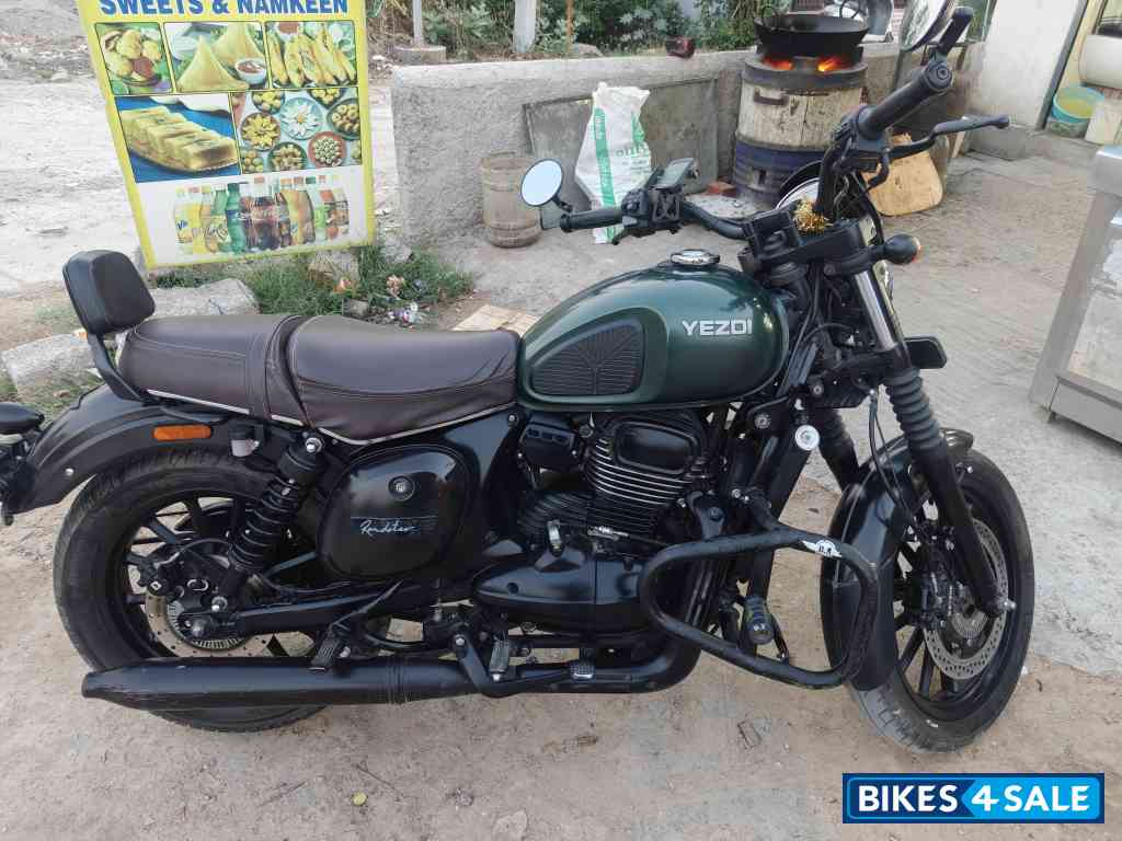 Military Green Yezdi Roadster Dark Military Green Yezdi Roadster Dark