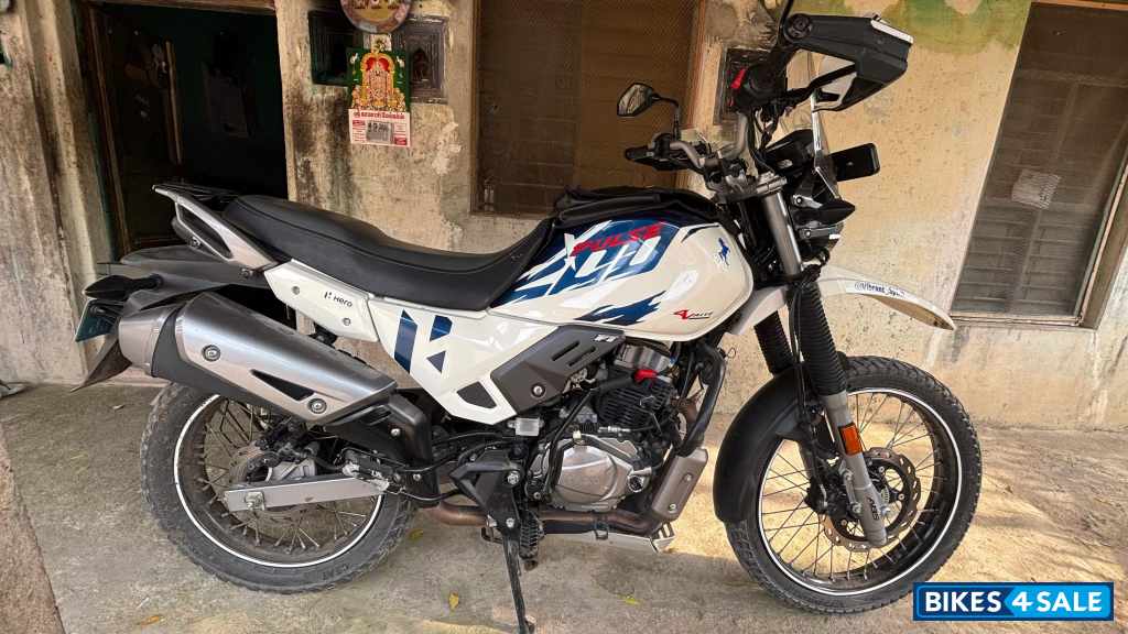 Hero XPulse 200 BS6