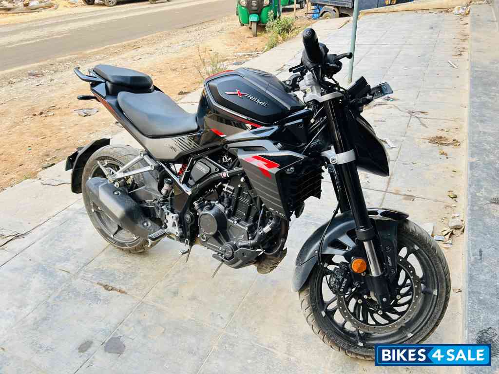 Hero Xtreme 250R Hero Xtreme 250R