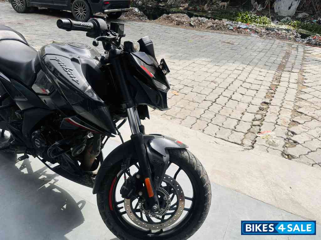 Bajaj Pulsar N160 Dual Channel ABS