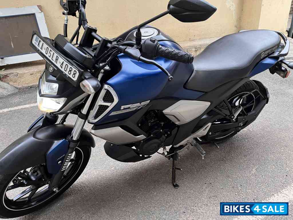 Yamaha FZ-S Yamaha FZ-S