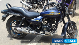 Blue Bajaj Avenger Street 150 Blue Bajaj Avenger Street 150