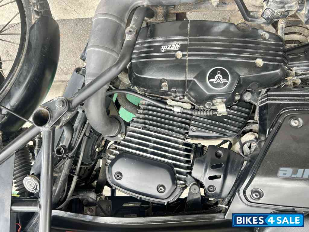 Mambo Black Yezdi Adventure Single Headlight Mambo Black Yezdi Adventure Single Headlight