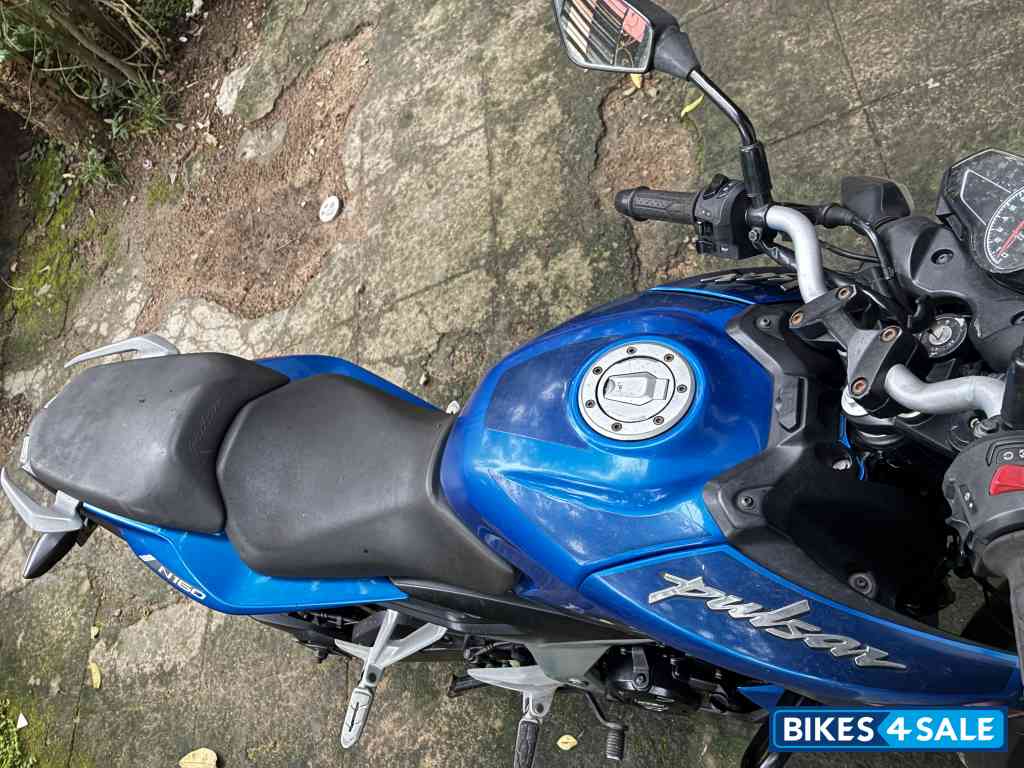 Bajaj Pulsar N160 Dual Channel ABS
