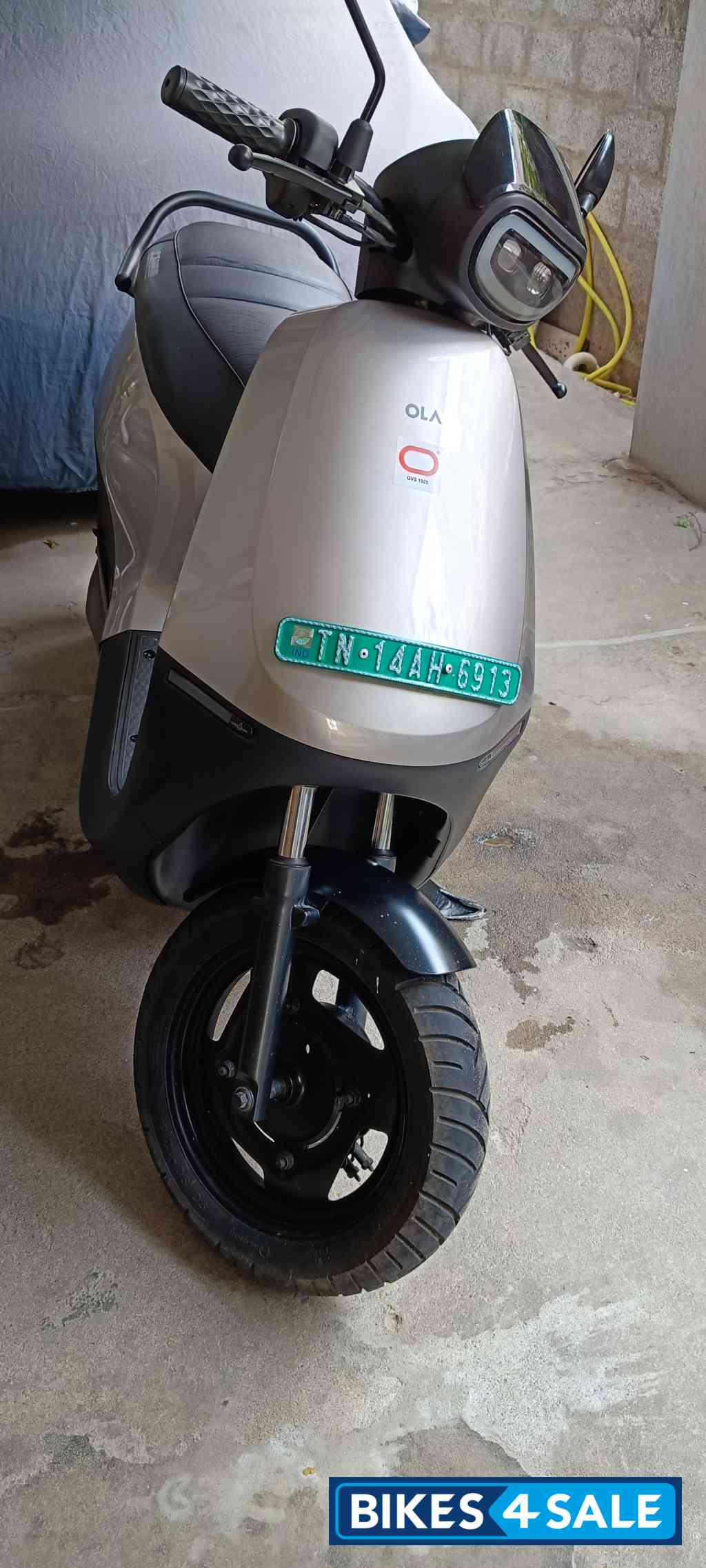 Silver Ola S1X Plus