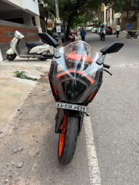 Orange -black KTM RC 200 2022