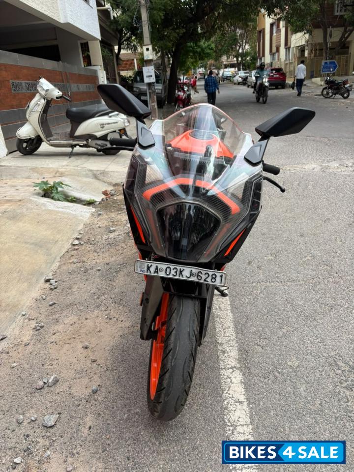 Orange -black KTM RC 200 2022 Orange -black KTM RC 200 2022