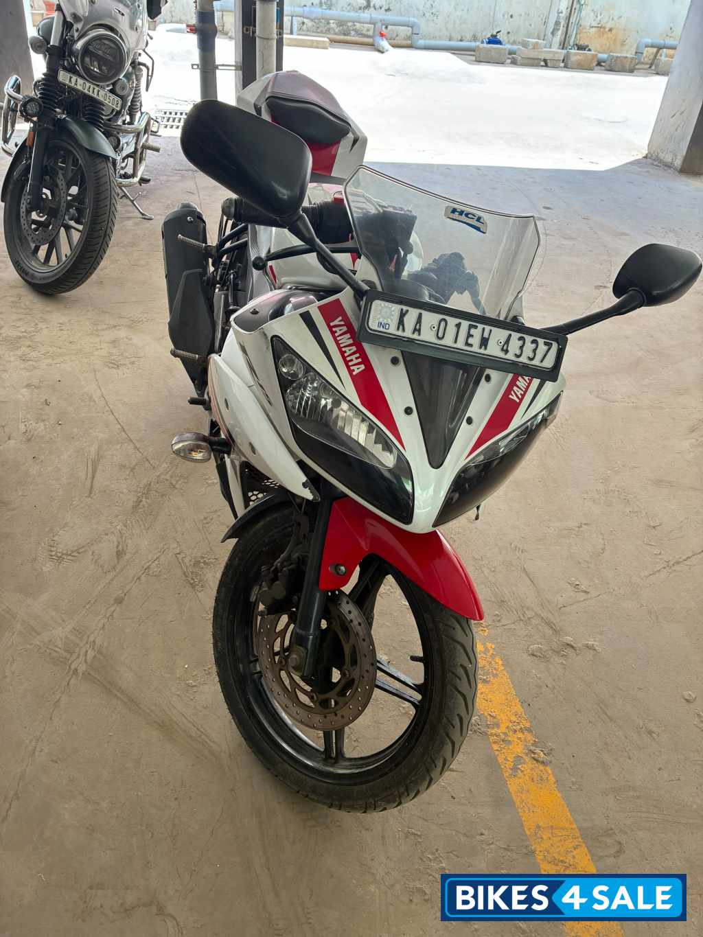 Yamaha YZF R15 V2