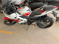 Yamaha YZF R15 V2