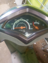 Grey Yamaha Alba