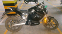 Revolt RV 400