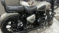 Royal Enfield Classic Gunmetal Grey 2023 Model