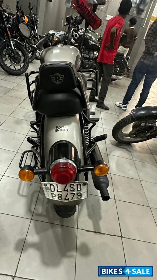 Royal Enfield Classic Gunmetal Grey Royal Enfield Classic Gunmetal Grey