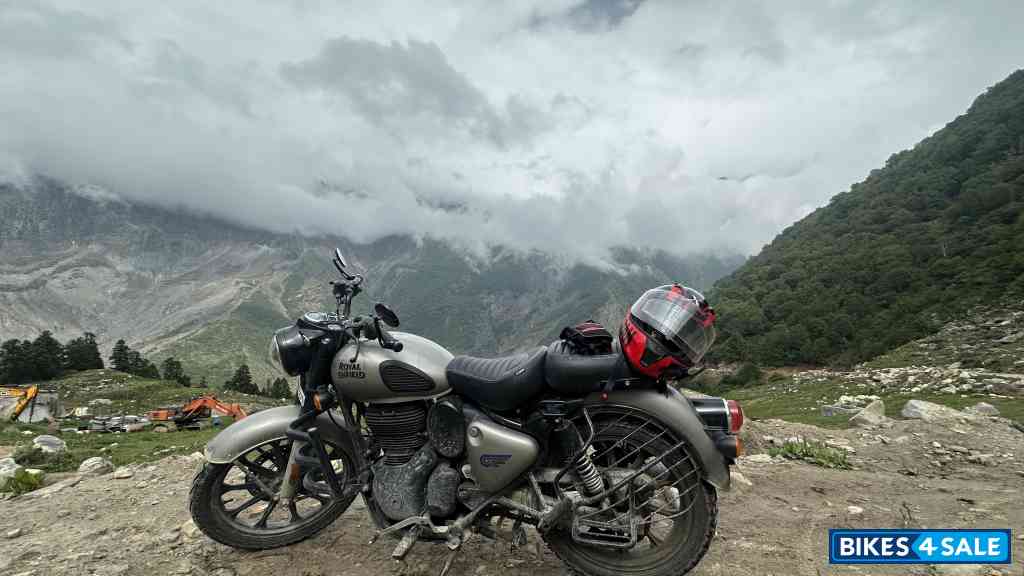 Royal Enfield Classic Gunmetal Grey Royal Enfield Classic Gunmetal Grey