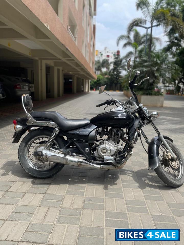 Bajaj Avenger 220 DTS-i