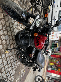 Royal Enfield Hunter 350 Metro