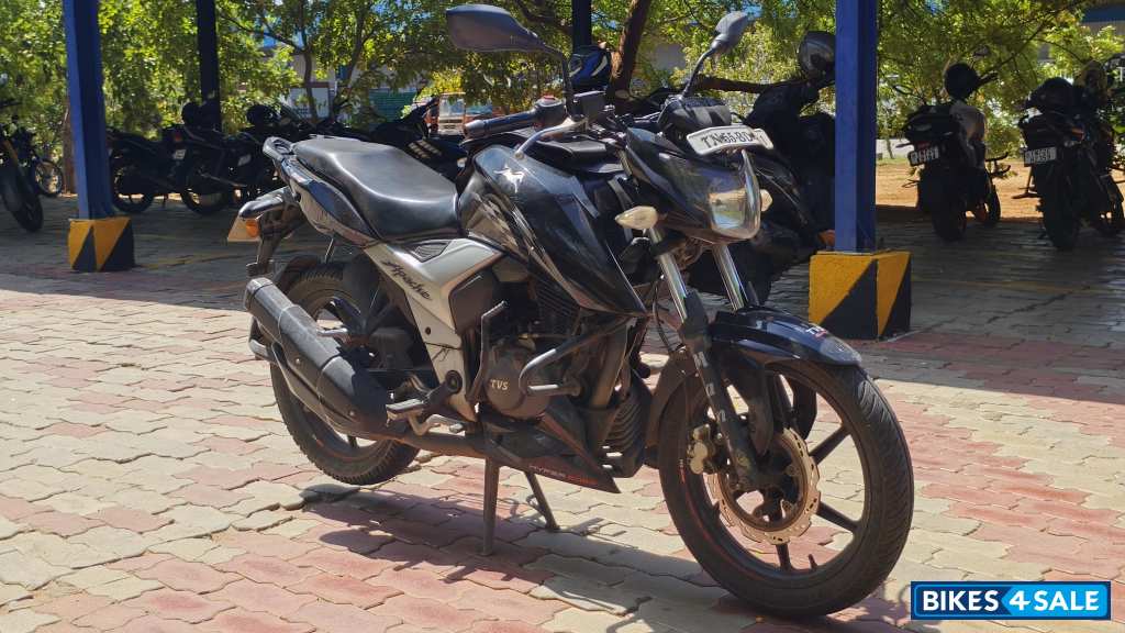 TVS Apache RTR 160 4V