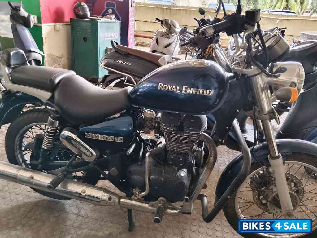 Metalic Blue Royal Enfield Thunderbird 350