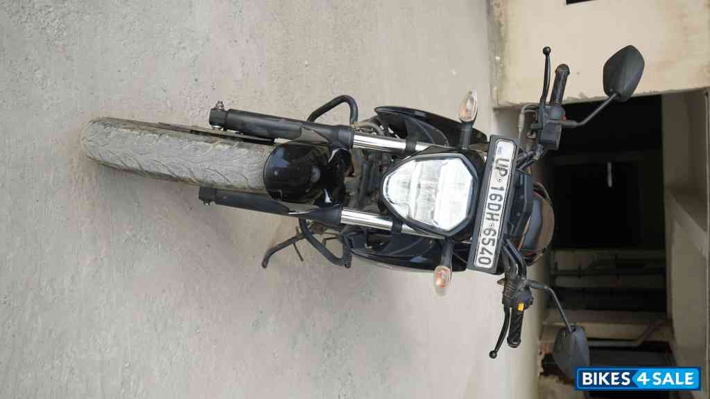 Black Suzuki Gixxer BS6
