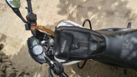 Pearl Metalic White Bajaj Pulsar 200 NS
