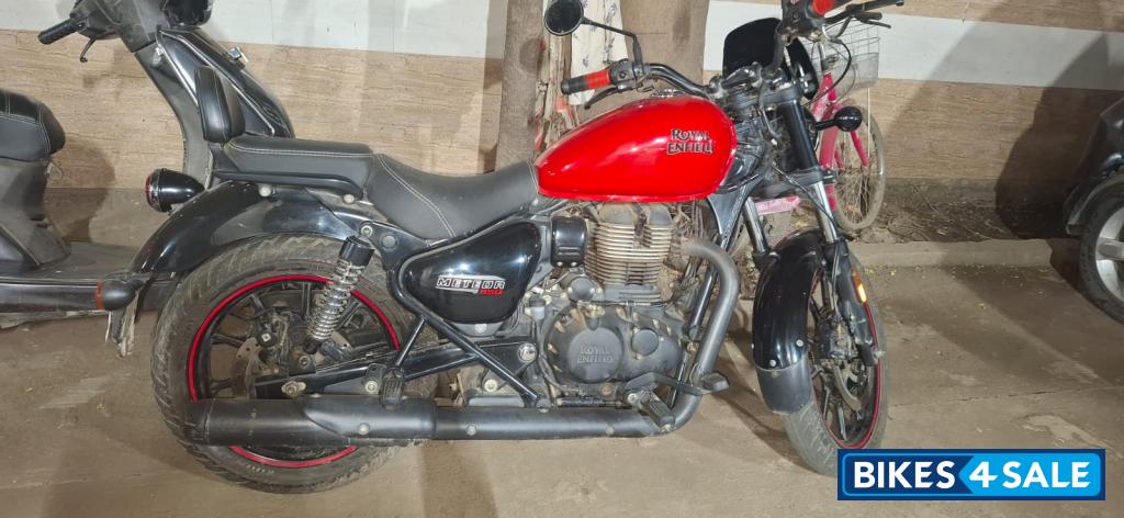 Royal Enfield Meteor 350 Fireball Royal Enfield Meteor 350 Fireball