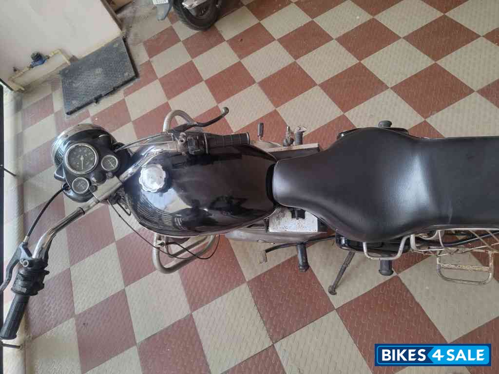 Black Royal Enfield Bullet Diesel Taurus Black Royal Enfield Bullet Diesel Taurus
