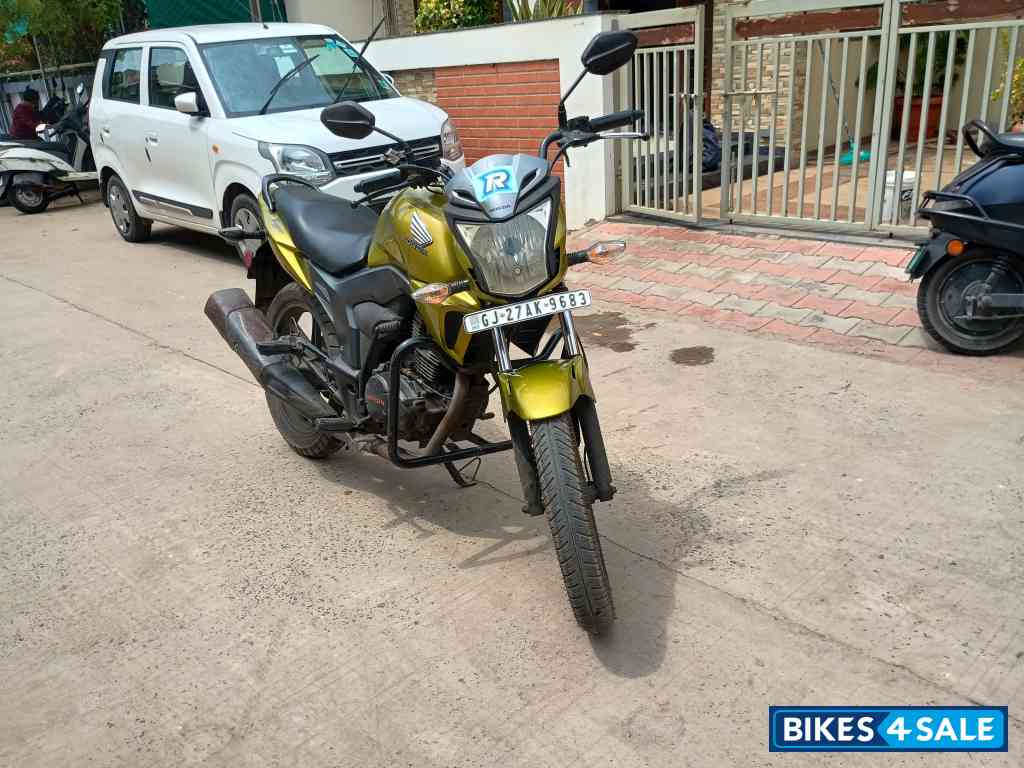 Green Honda CB Trigger