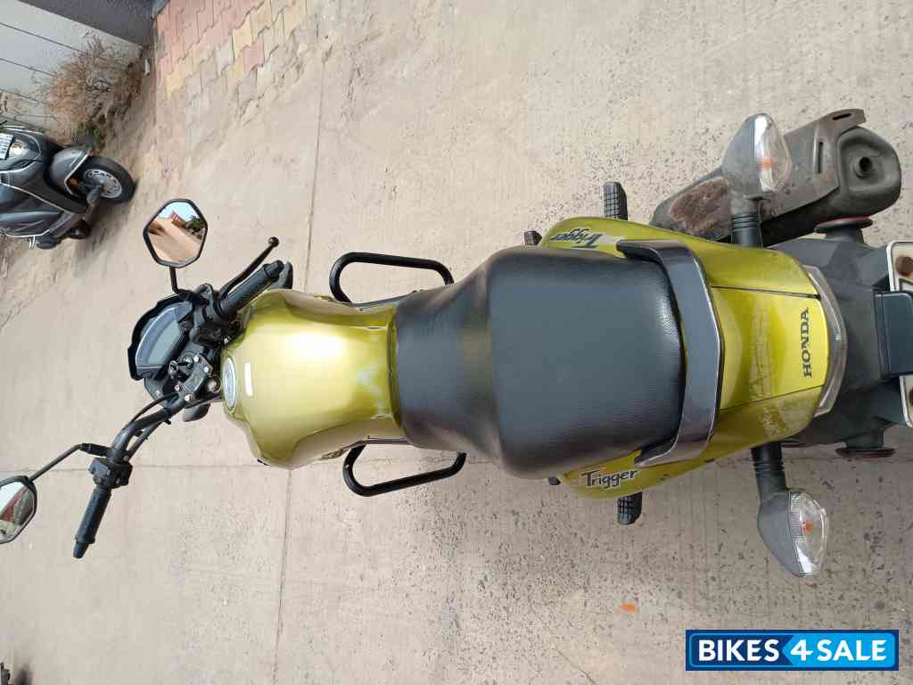 Green Honda CB Trigger