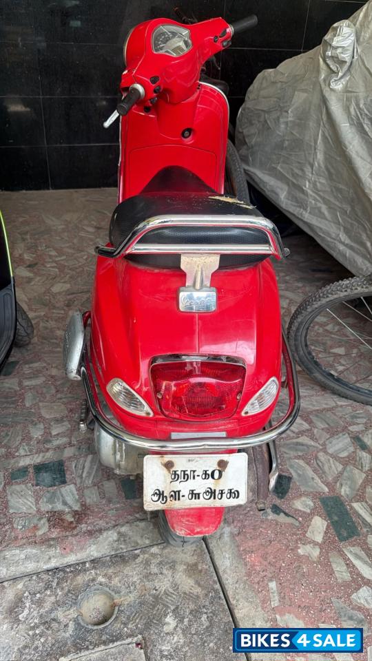 Vespa VXL 125