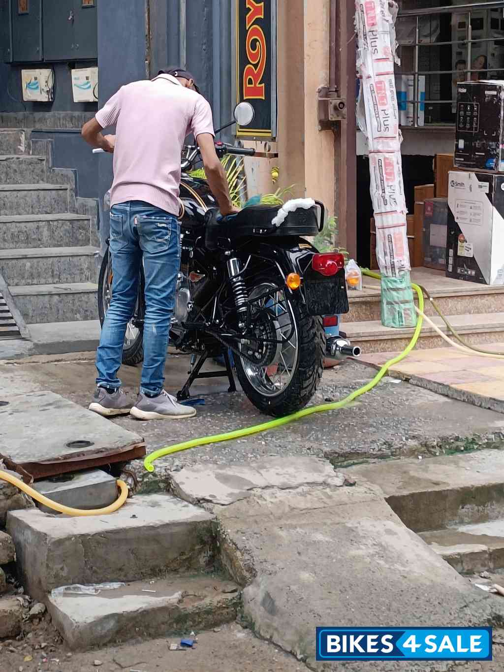 Batalian Black Royal Enfield Bullet Standard 350