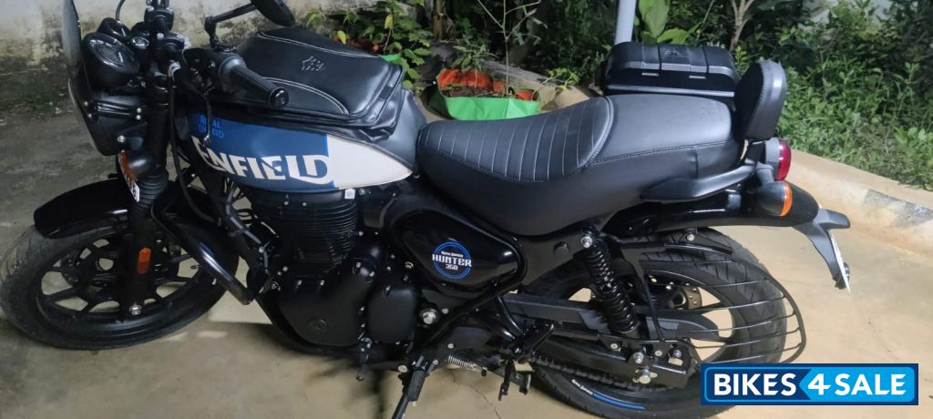 Rebel Blue Royal Enfield Hunter 350 Metro Rebel Blue Royal Enfield Hunter 350 Metro