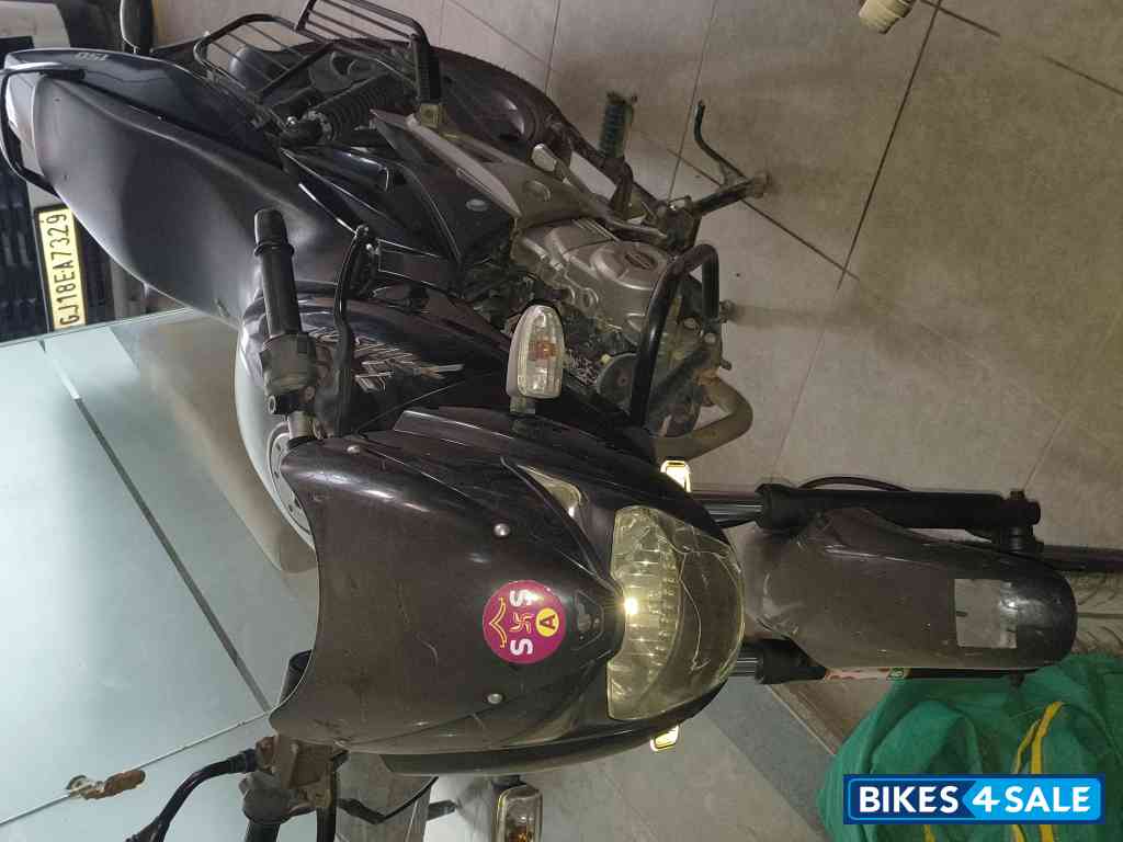 Black Bajaj Pulsar 150 DTSi