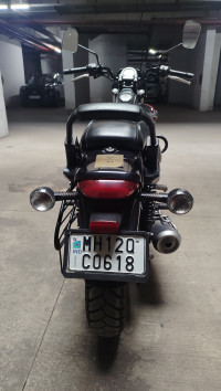 Bajaj Avenger Street 220
